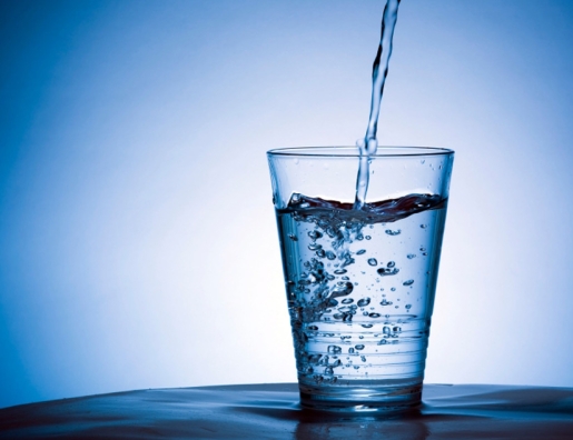 (image credit: http://www.foodielovesfitness.com/wp-content/uploads/2014/05/glass-of-water.jpg)